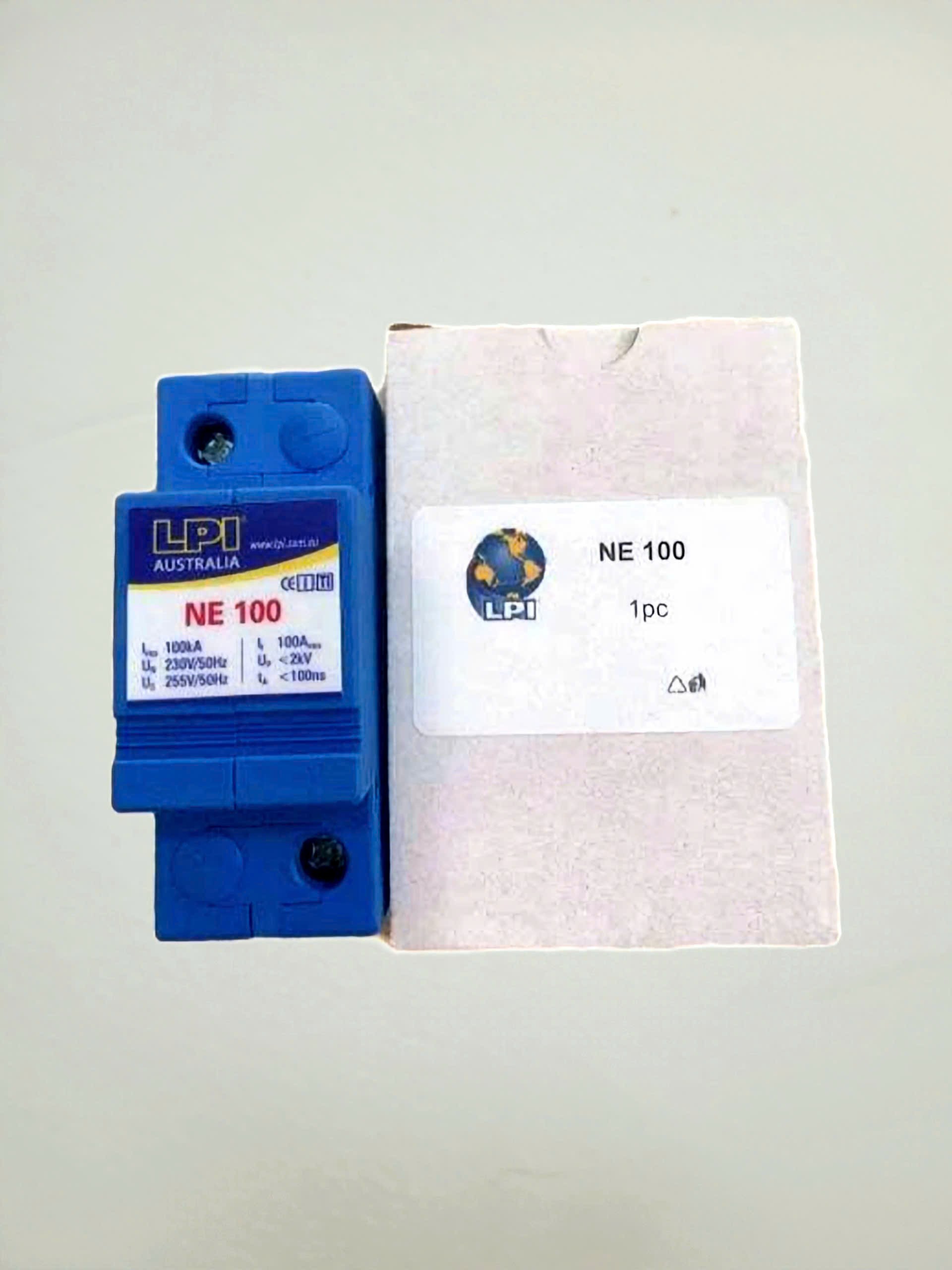 Thiết bị chống sét NE100